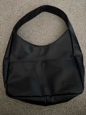 Classic Black Women’s Shoulder Bag